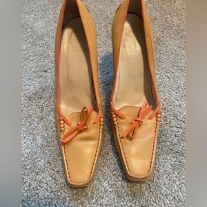 Tod’s square toe heels